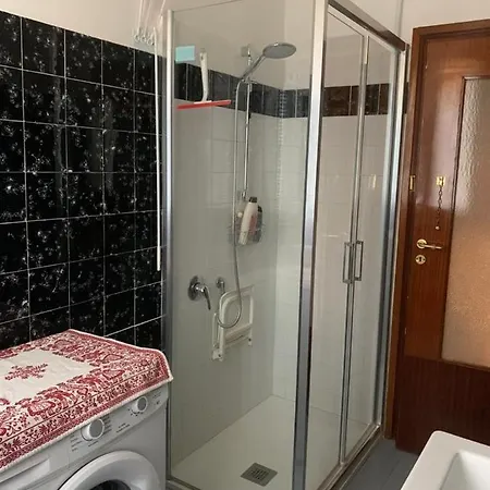 Comfortable Suitable 1-2 Pax